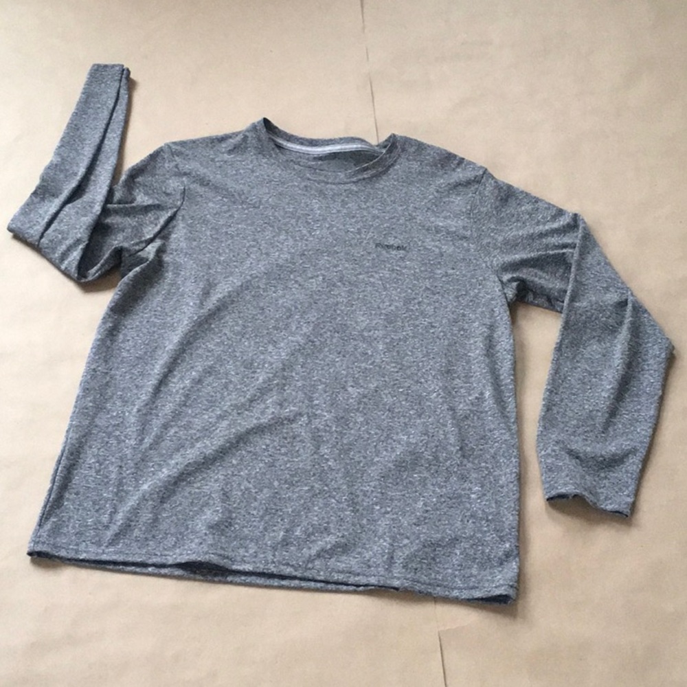 Reebok Men’s Play Dry Long-sleeve Athletic Tshirt - Gray - L
